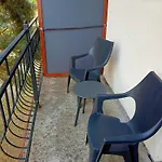 Bursztynowa 2 3*