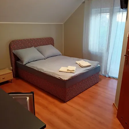 招待所 Bursztynowa 2